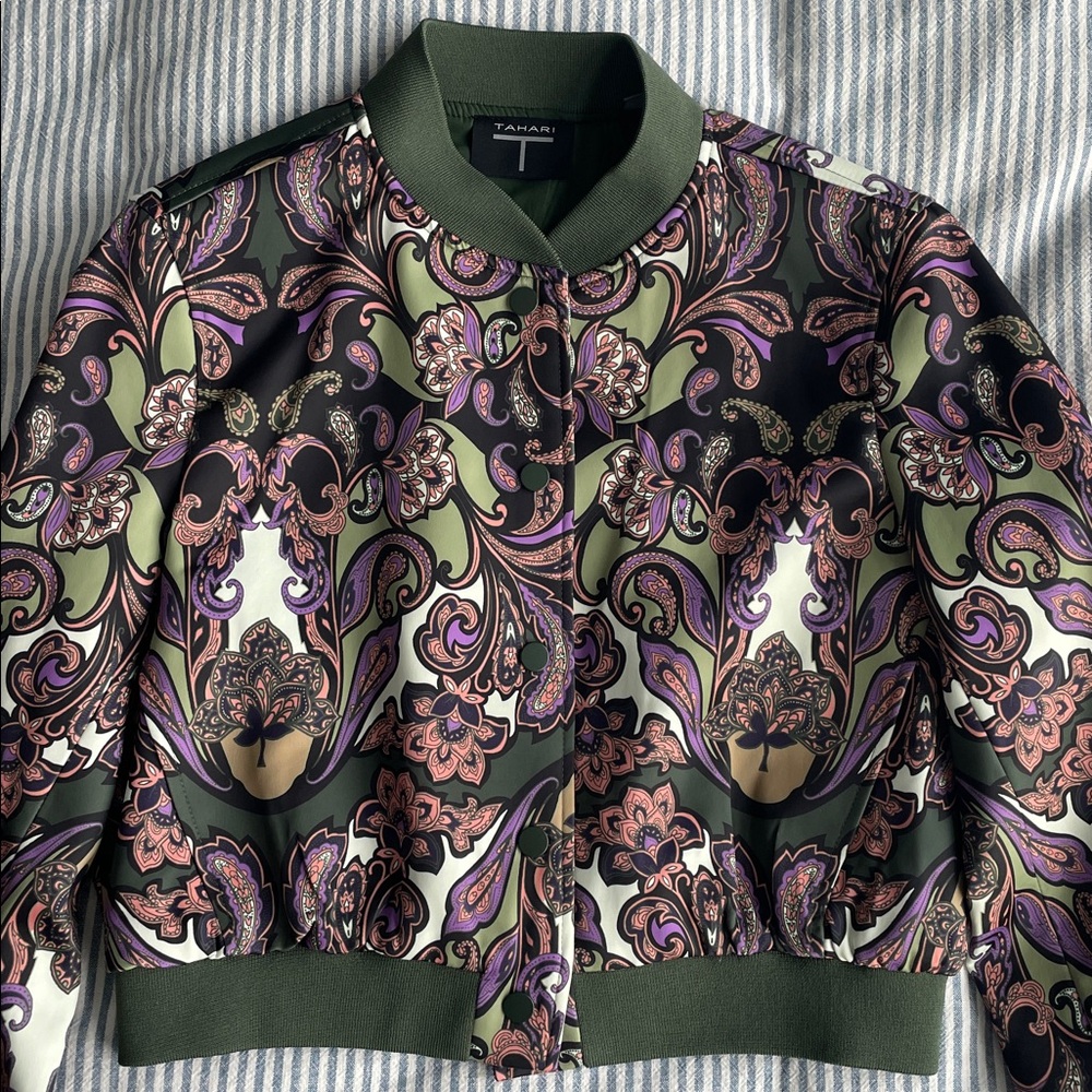T by Tahari Porto Print Green Bomber Jacket